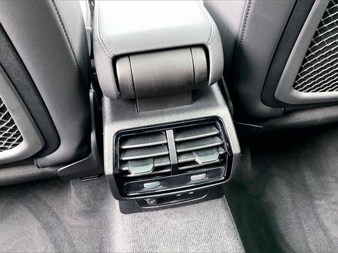 Used 2025 Audi Q3 2.0T Premium w/ Convenience Package image 10