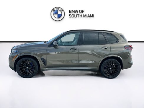 Used 2024 BMW X5 sDrive40i w/ M Sport Package RWD image 4