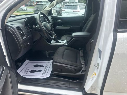 Used 2022 Chevrolet Colorado LT w/ Fleet Safety Package RWD image 12