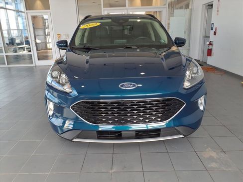 Used 2020 Ford Escape SEL image 2
