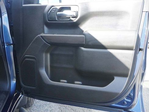 Used 2020 Chevrolet Silverado 1500 Custom Trail Boss w/ Custom Convenience Package image 17