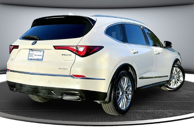 Used 2023 Acura MDX w/ Advance Package AWD/4WD image 5