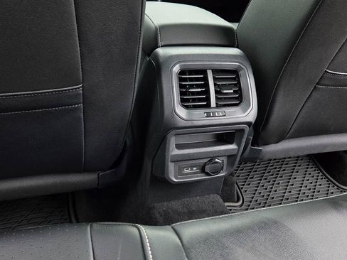 Certified 2023 Volkswagen Tiguan SE R-Line FWD image 55