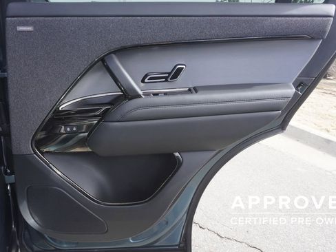 Used 2023 Land Rover Range Rover Sport SE Dynamic image 25