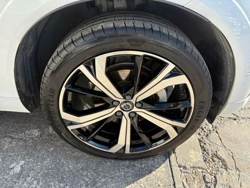 Used 2023 Volvo XC60 B5 Ultimate w/ Protection Package Premier image 8