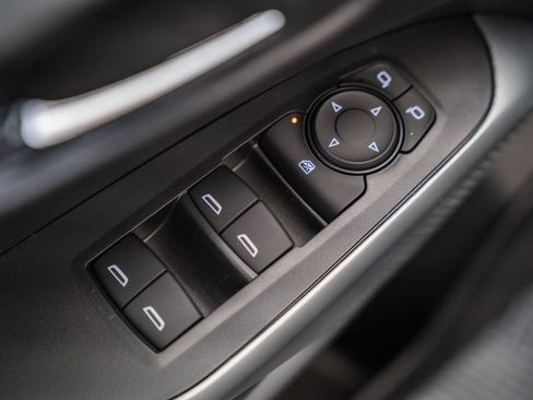 New 2026 Chevrolet Trax RS image 37