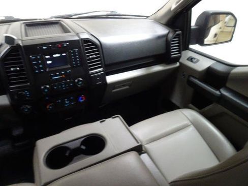Used 2018 Ford F150 XL w/ Equipment Group 101A Mid AWD/4WD image 39