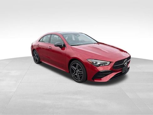 Used 2025 Mercedes-Benz CLA 250 4MATIC image 3