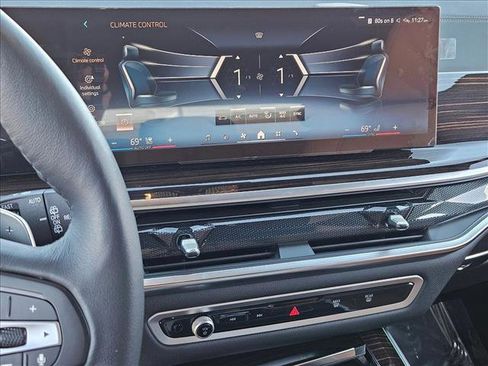 Used 2026 BMW X5 sDrive40i image 15