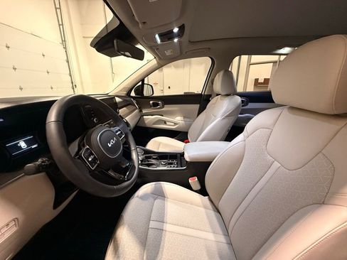 Used 2023 Kia Sorento X-Line EX image 16