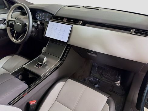 Used 2026 Land Rover Range Rover Velar S AWD/4WD image 36