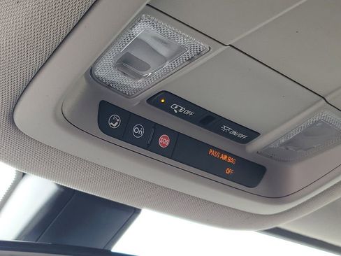 Used 2019 GMC Acadia SLE w/ Driver Alert Package I FWD image 21