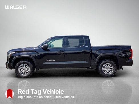 Used 2022 Toyota Tundra SR5 image 2