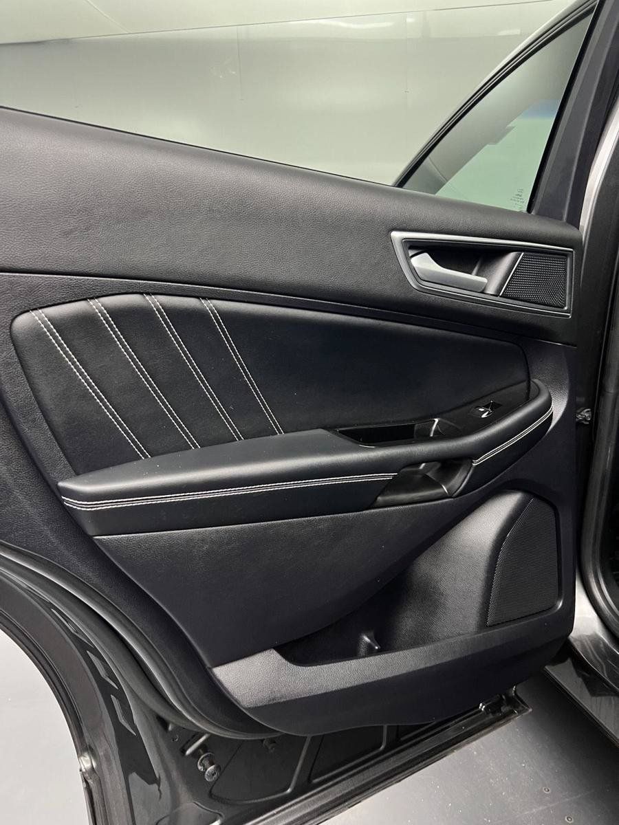 Used 2019 Ford Edge ST w/ Equipment Group 401A AWD/4WD image 23