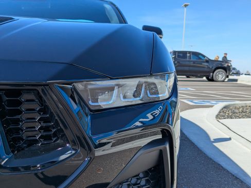 Used 2025 Ford Mustang GT Premium image 38