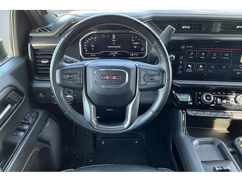 Used 2024 GMC Sierra 2500 AT4 w/ AT4 Premium Plus Package image 9