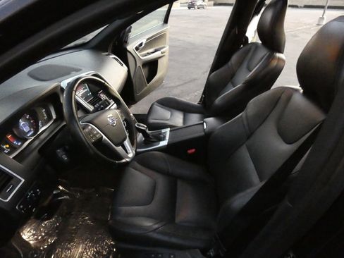 Used 2016 Volvo XC60 T6 Platinum image 48