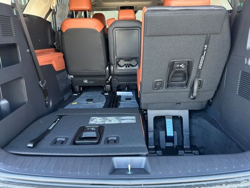 New 2026 Kia Carnival SX image 16