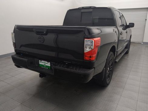 Used 2018 Nissan Titan SV w/ SV Convenience Package image 7