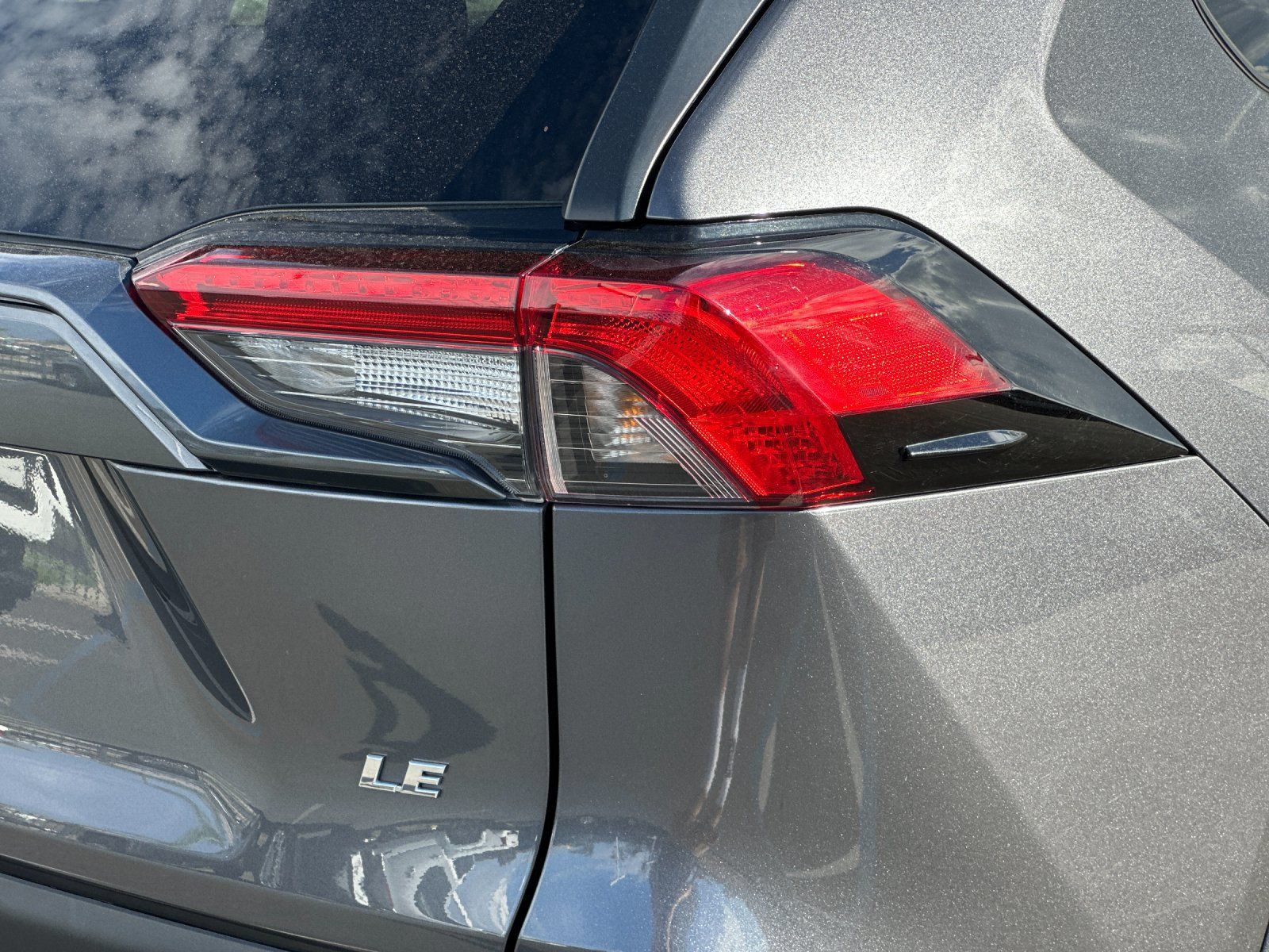 Used 2025 Toyota RAV4 LE FWD image 23