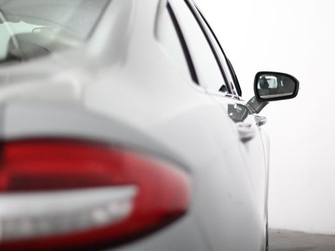 Used 2020 Ford Fusion SEL FWD image 61