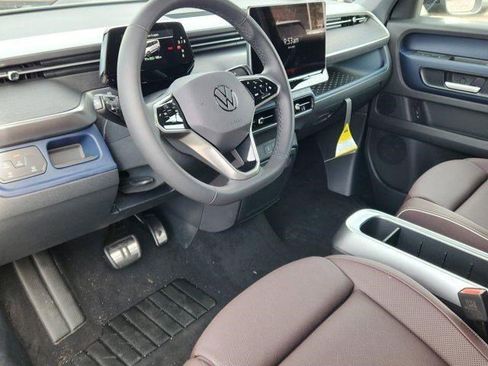 New 2025 Volkswagen ID. Buzz Pro S image 11