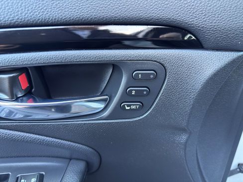 Used 2020 Honda Pilot Touring image 15