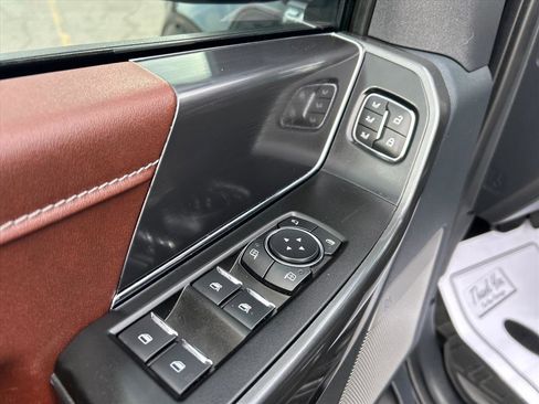 Used 2022 Ford F150 Lariat image 25