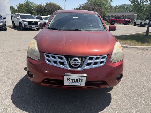 Used 2013 Nissan Rogue S w/ Special Edition Pkg AWD/4WD image 2