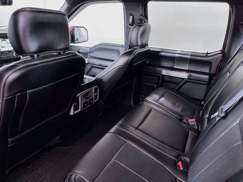Used 2018 Ford F150 Lariat w/ Equipment Group 502A Luxury AWD/4WD image 33