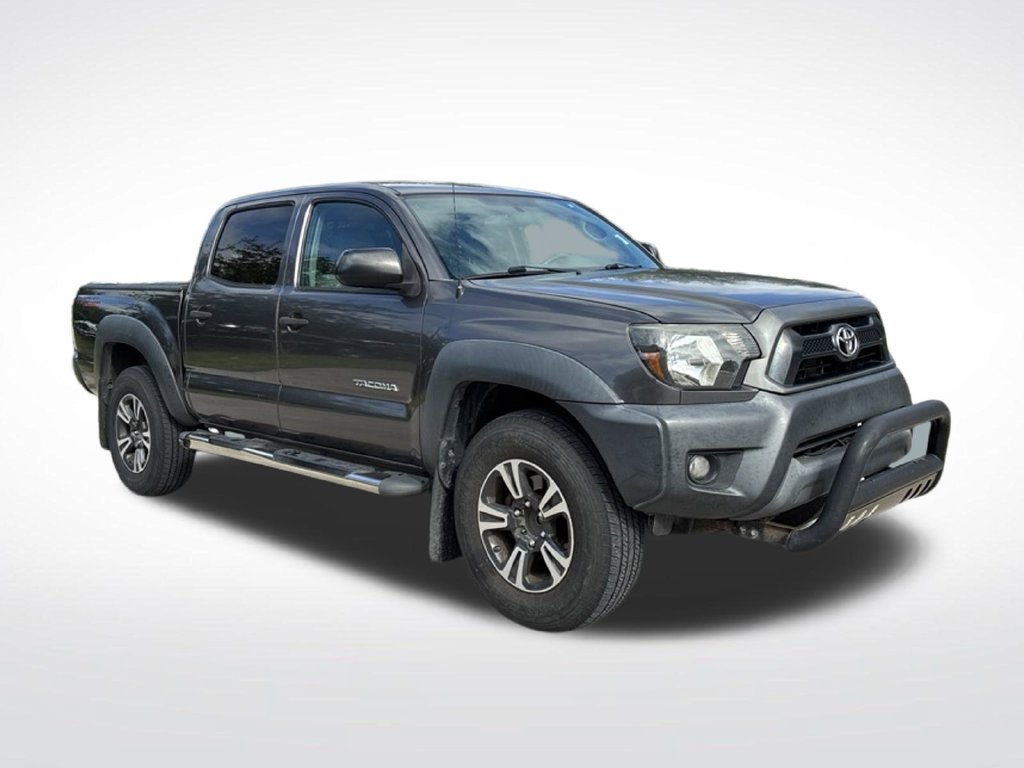 Used 2015 Toyota Tacoma PreRunner w/ Convenience Package RWD image 2
