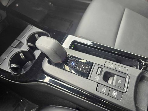 Used 2023 Toyota Prius Prime image 29