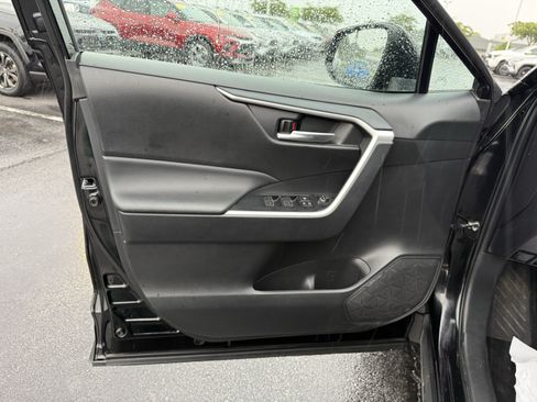 Certified 2025 Toyota RAV4 XLE AWD/4WD image 23