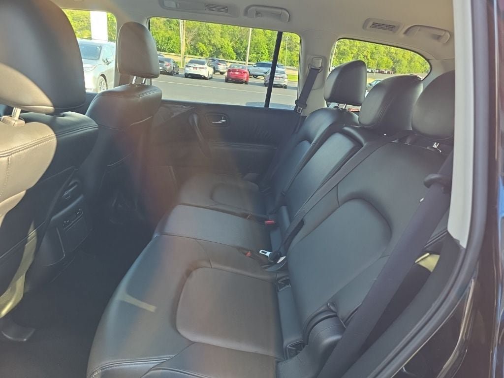 Used 2024 Nissan Armada SV AWD/4WD image 12