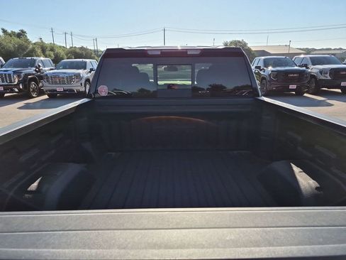 New 2026 GMC Sierra 1500 SLE w/ Preferred Package RWD image 44