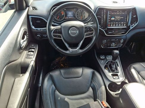 Used 2019 Jeep Cherokee Limited AWD/4WD image 11