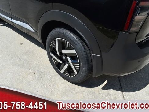 Used 2026 Nissan Kicks SV w/ SV Premium Package FWD image 14