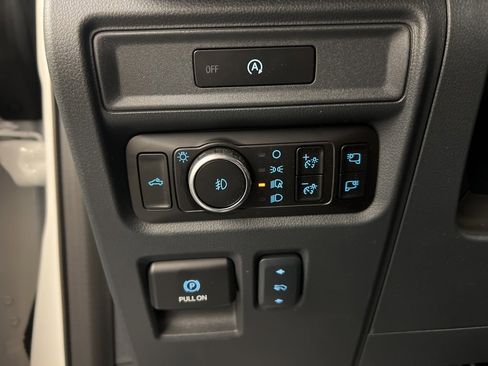 New 2025 Ford F150 Lariat w/ Equipment Group 501A Mid image 25