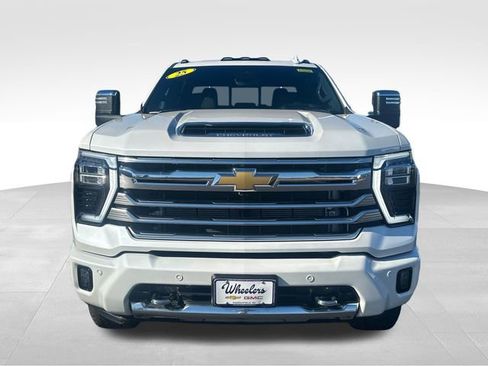 Used 2025 Chevrolet Silverado 3500 High Country w/ High Country Premium Package image 10
