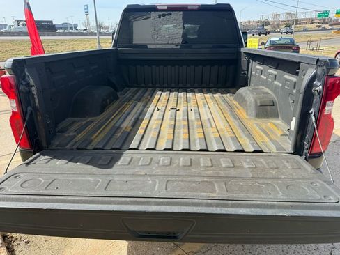 Used 2024 Chevrolet Silverado 2500 LTZ image 11