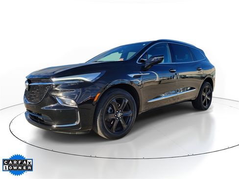 Used 2024 Buick Enclave Essence w/ Experience Buick Package image 2