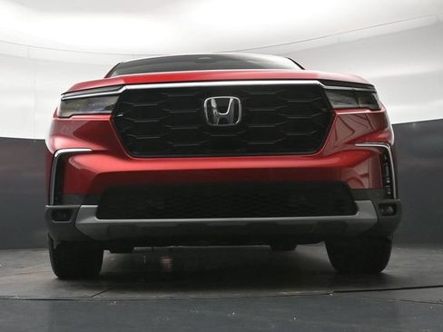 Used 2025 Honda Pilot Touring image 26