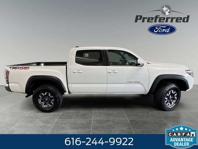 Used 2023 Toyota Tacoma TRD Off-Road AWD/4WD image 8