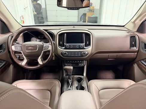 Certified 2021 GMC Canyon Denali image 21