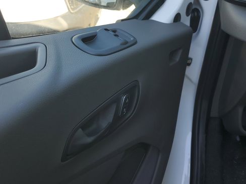 New 2026 Ford Transit 250 148 Medium Roof w/ Load Area Protection Package image 17