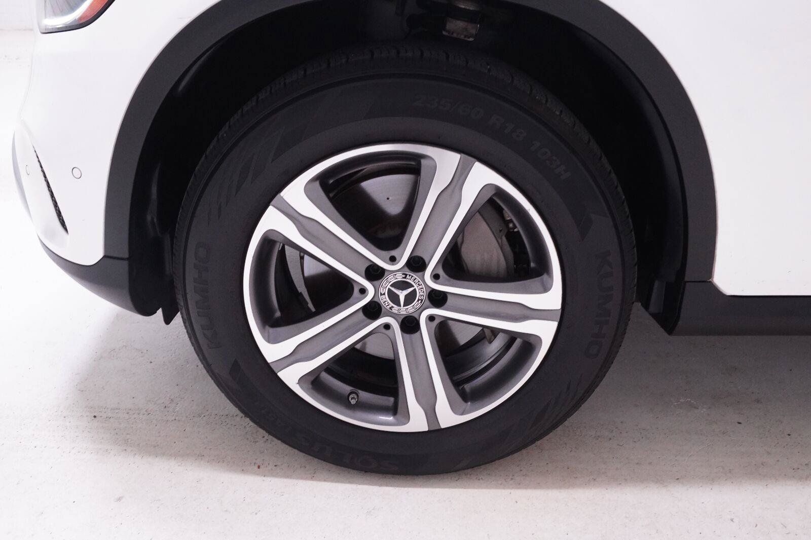 Used 2021 Mercedes-Benz GLC 300 image 39
