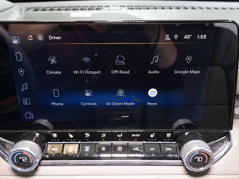 Used 2025 Chevrolet Colorado ZR2 w/ Technology Package image 20