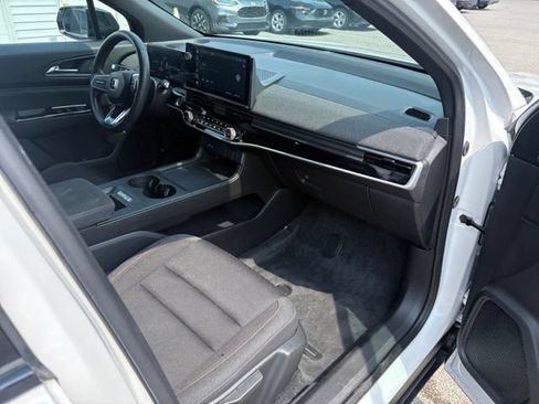 Used 2024 Honda Prologue EX image 41