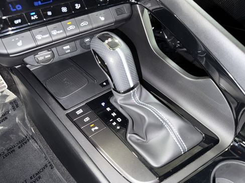 Used 2025 Hyundai Elantra N image 23