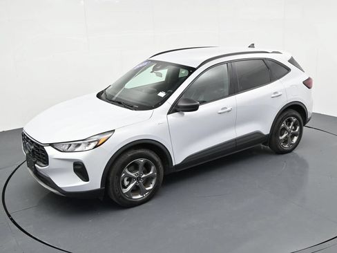 Used 2025 Ford Escape ST-Line AWD/4WD image 19